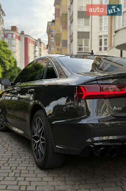 Седан Audi A6 2014 в 
