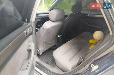 Седан Audi A6 1999 в 