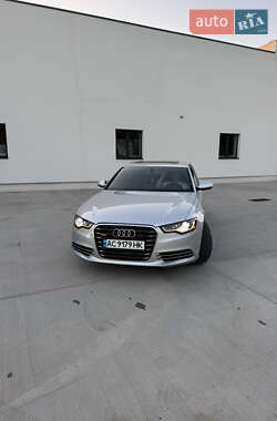 Седан Audi A6 2013 в 