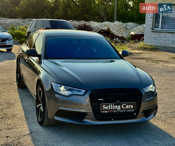 Седан Audi A6 2011 в Ровно