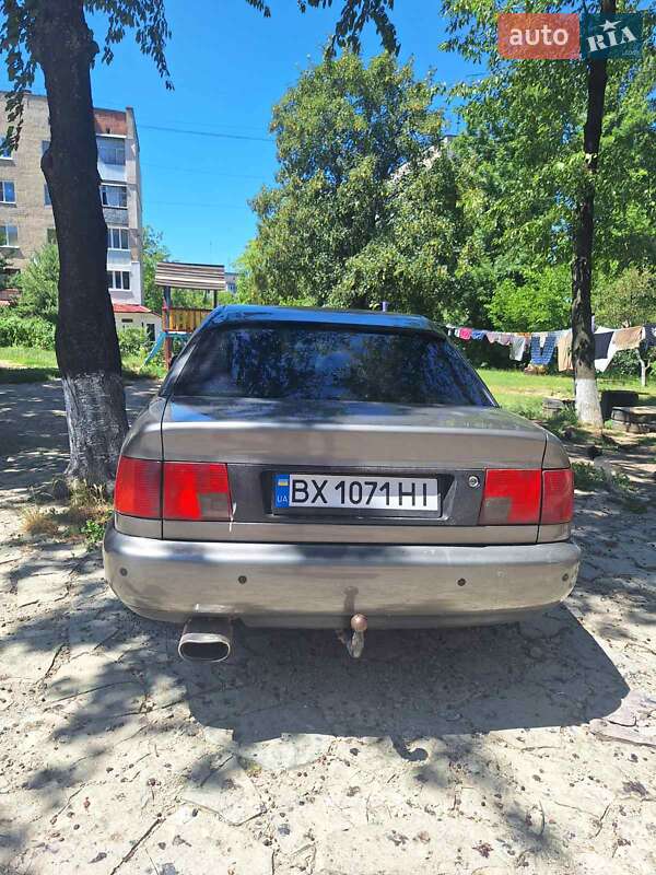 Седан Audi A6 1995 в Каменец-Подольском