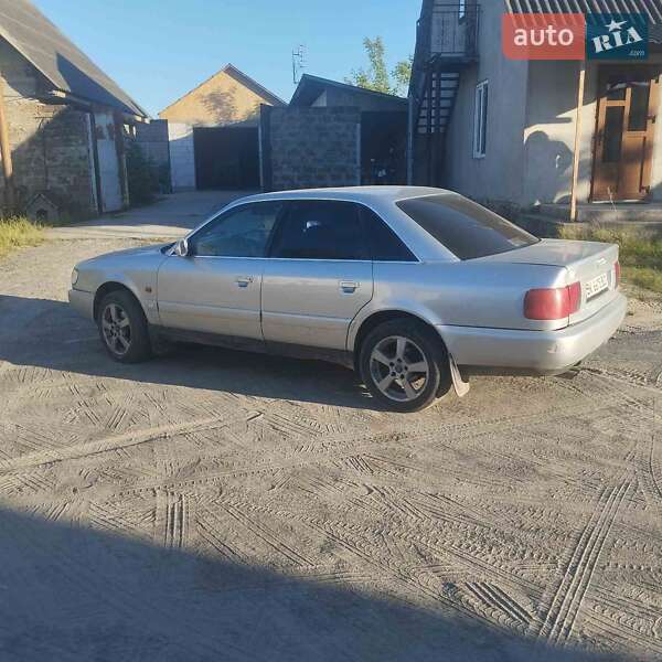 Седан Audi A6 1997 в Березному