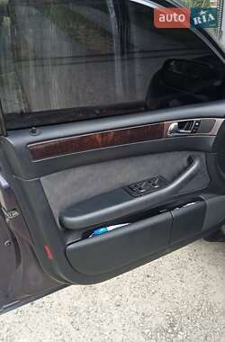Седан Audi A6 2001 в 