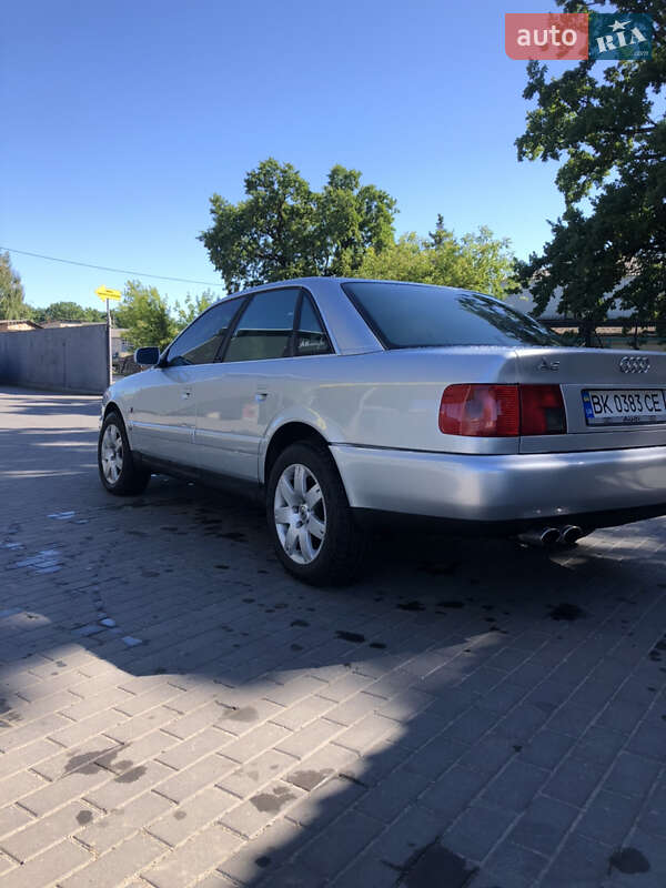 Седан Audi A6 1996 в Луцке