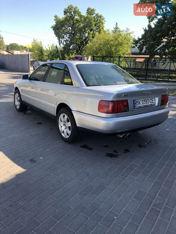 Седан Audi A6 1996 в Луцке