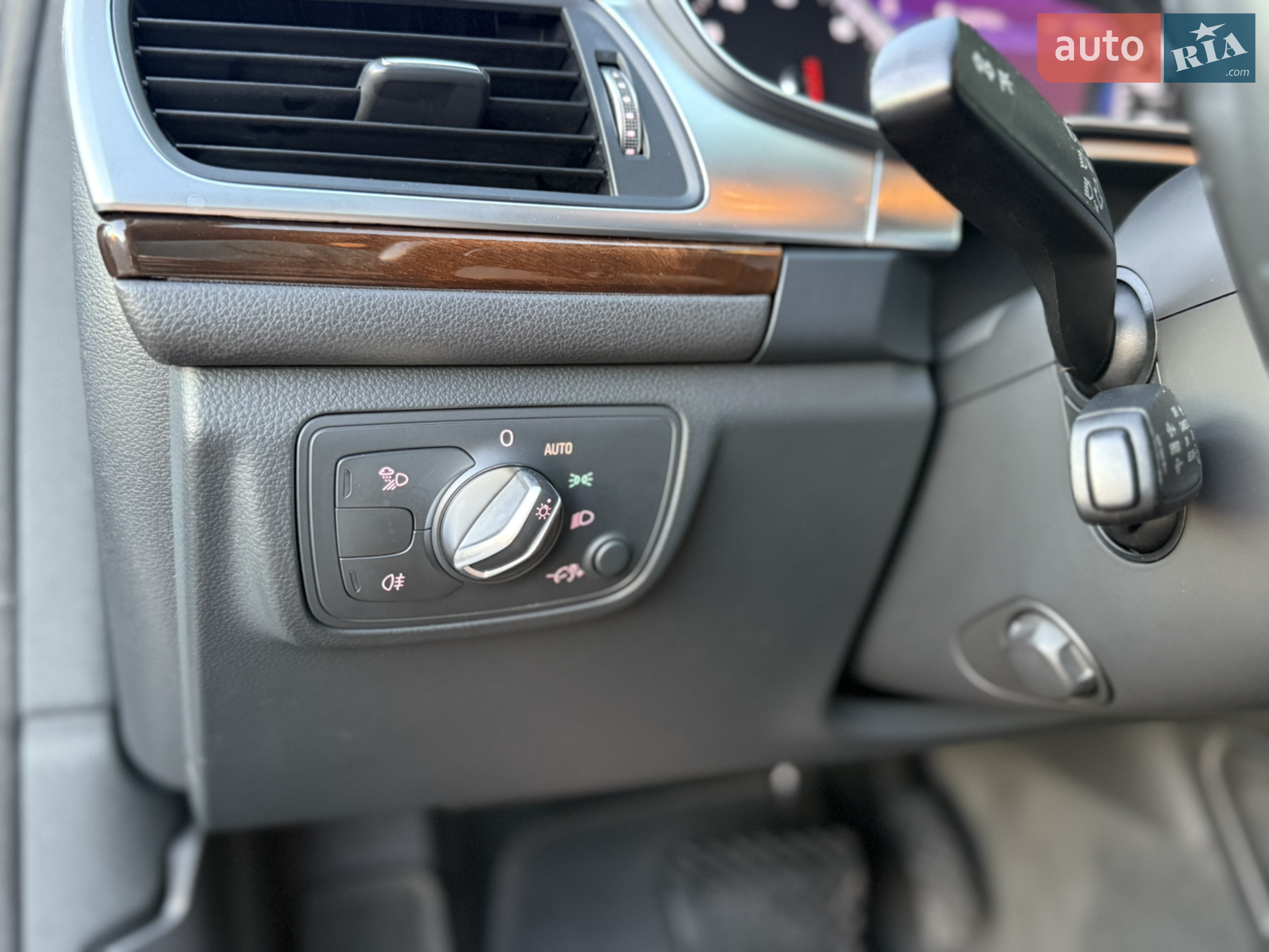 2015 Audi A6 - мініатюра 28