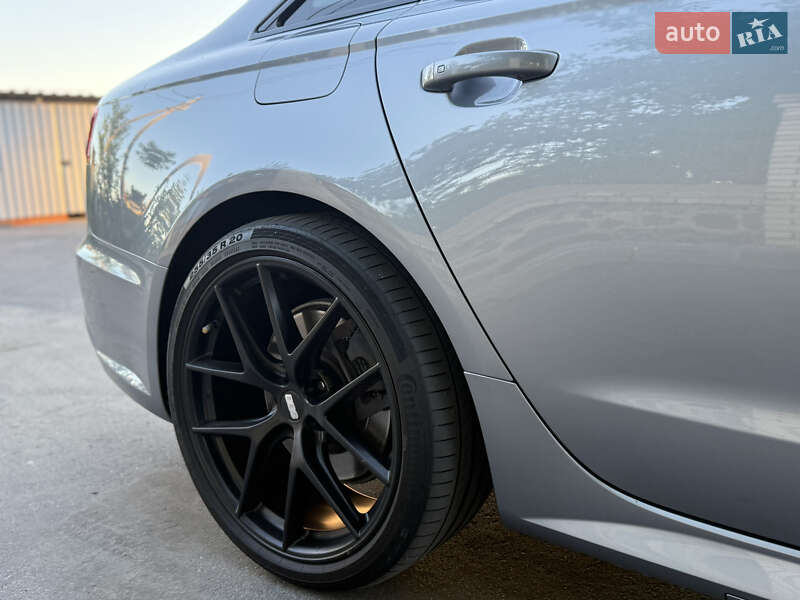 Седан Audi A6 2015 в Виннице