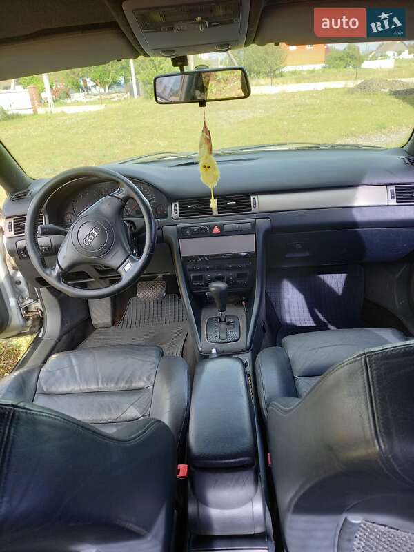 Седан Audi A6 1998 в Сарнах