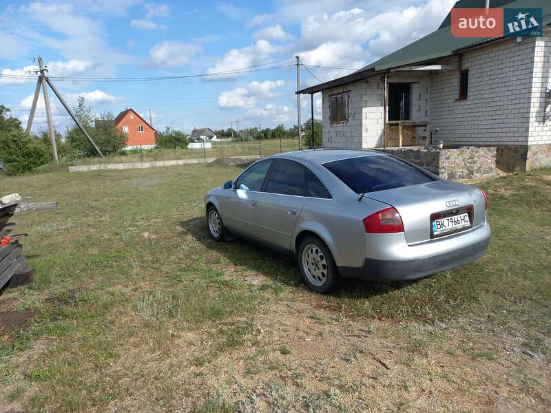 Седан Audi A6 1998 в Сарнах