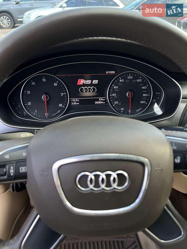 Седан Audi A6 2014 в Чернигове