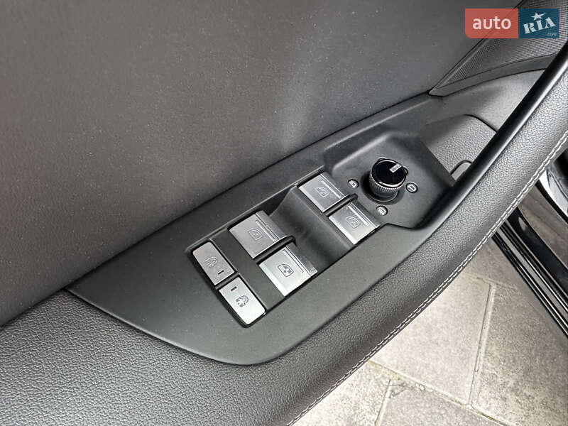 Седан Audi A6 2020 в Киеве