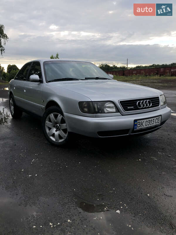 Седан Audi A6 1996 в Луцке