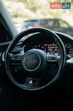 Седан Audi A6 2015 в 