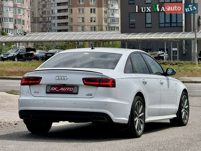 Седан Audi A6 2017 в Киеве