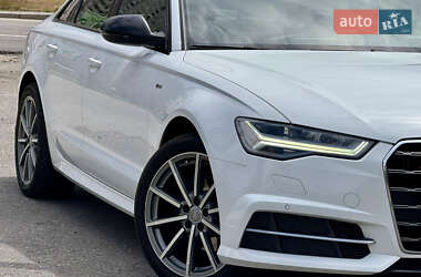 Седан Audi A6 2017 в 
