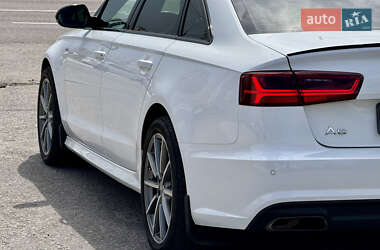 Седан Audi A6 2017 в 