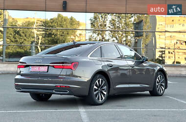 Седан Audi A6 2020 в 
