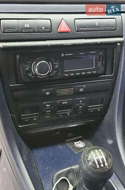 Универсал Audi A6 1999 в 