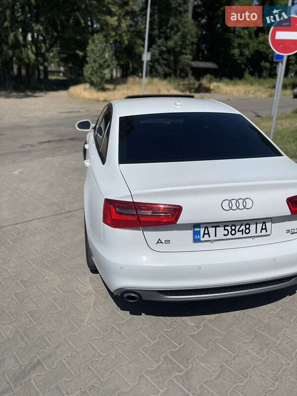 Седан Audi A6 2013 в Чернівцях