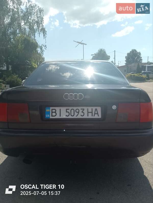 Седан Audi A6 1995 в Кременчуці