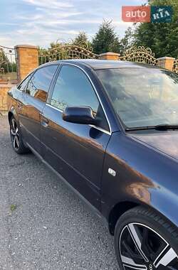 Седан Audi A6 2002 в 