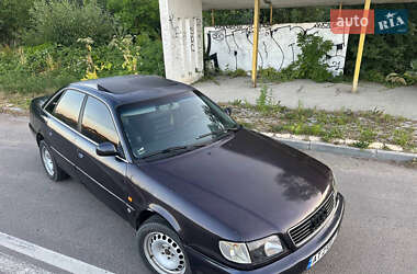 Седан Audi A6 1995 в 