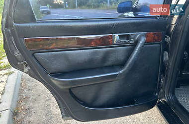 Седан Audi A6 1995 в 