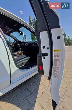 Седан Audi A6 2016 в 