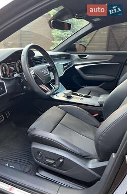 Седан Audi A6 2022 в 