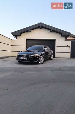Седан Audi A6 2012 в 