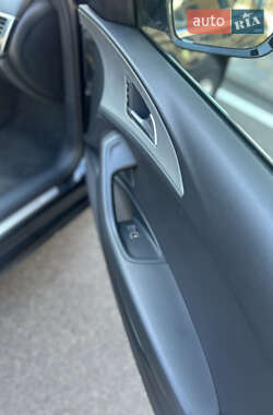 Седан Audi A6 2013 в 