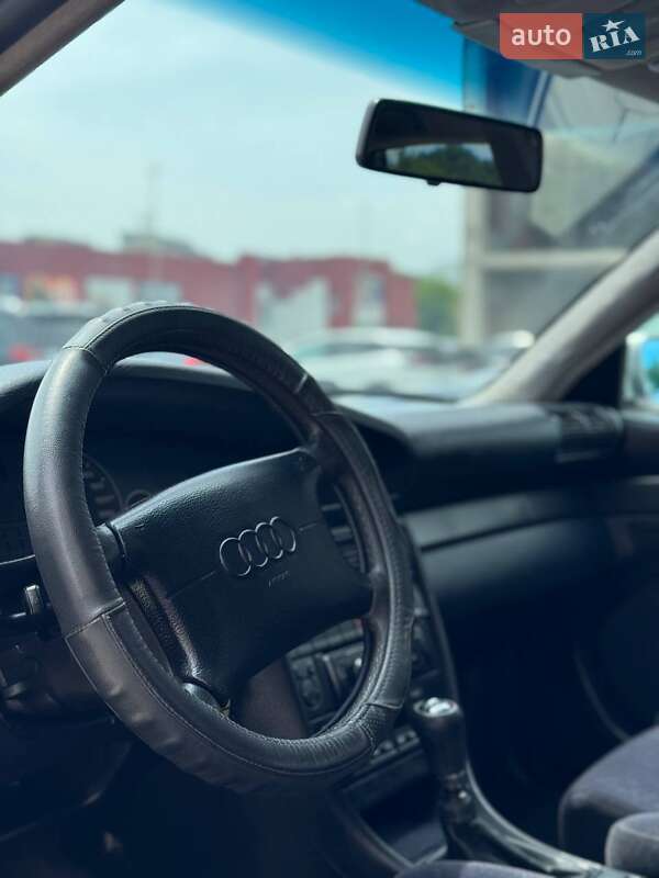 Седан Audi A6 1996 в Тернополе