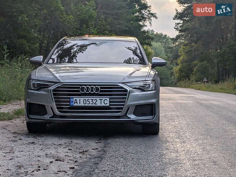 Седан Audi A6 2019 в 