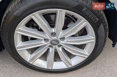 Седан Audi A6 2019 в 