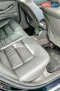 Универсал Audi A6 2001 в 
