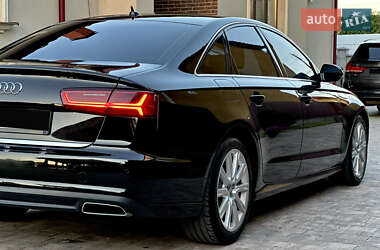 Седан Audi A6 2015 в 