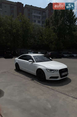 Седан Audi A6 2012 в 