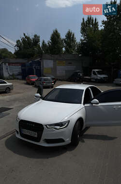 Седан Audi A6 2012 в 