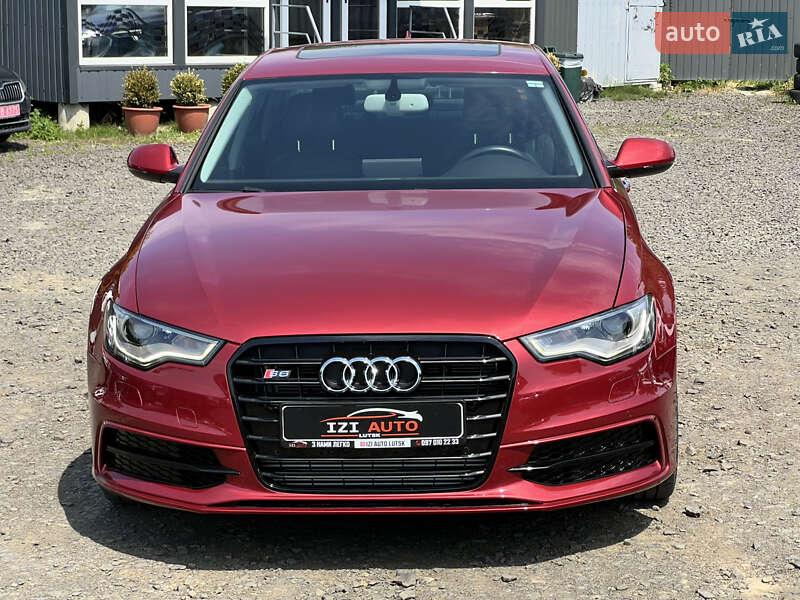 Седан Audi A6 2014 в Луцке