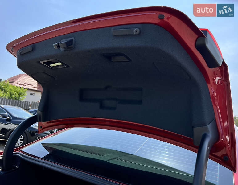 Седан Audi A6 2014 в Луцке