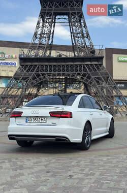 Седан Audi A6 2016 в 