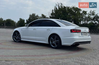 Седан Audi A6 2016 в 