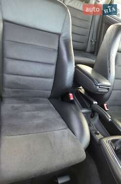 Седан Audi A6 2003 в 