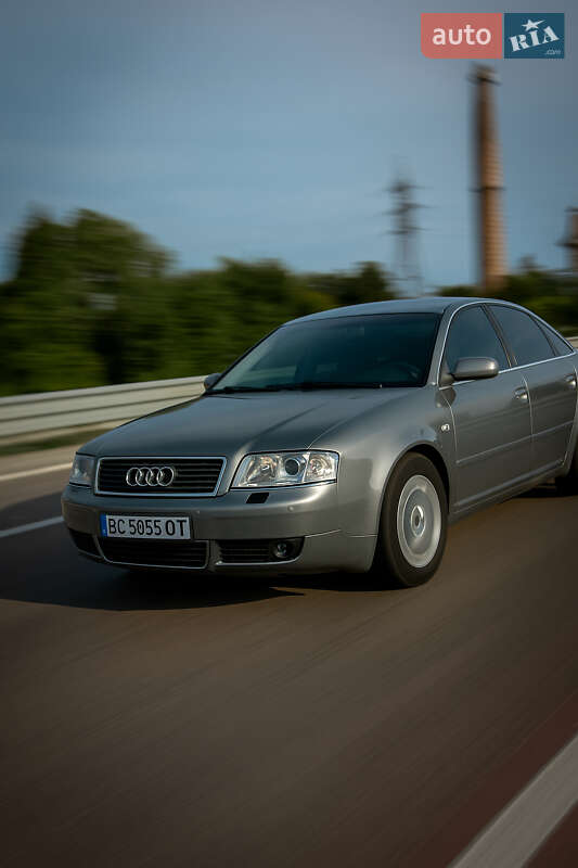 Седан Audi A6 2002 в Новояворовске
