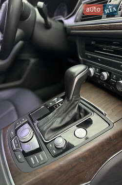 Седан Audi A6 2016 в 