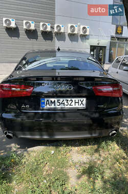 Седан Audi A6 2014 в 