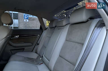 Седан Audi A6 2004 в 