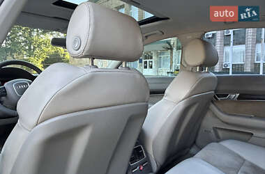 Седан Audi A6 2004 в 