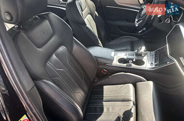 Седан Audi A6 2018 в 