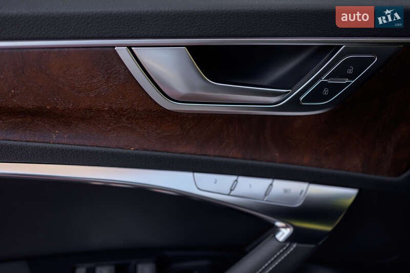 Седан Audi A6 2020 в Харькове